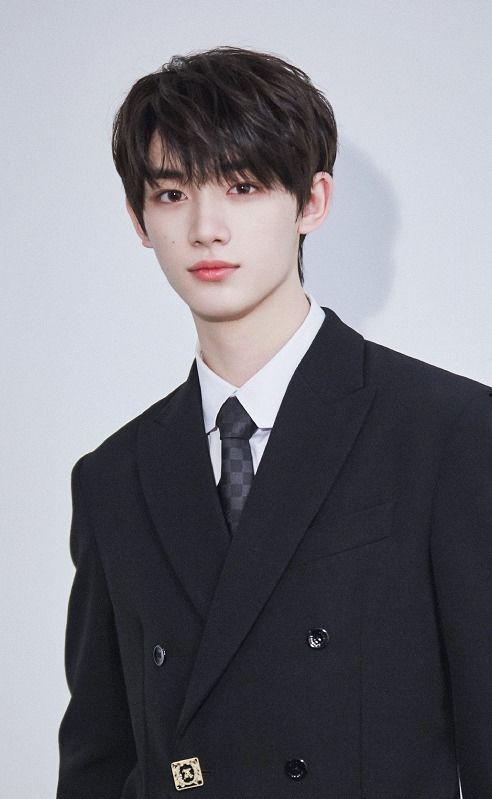 娱乐吃瓜君丁程鑫,娱乐吃瓜界的风云人物  第3张